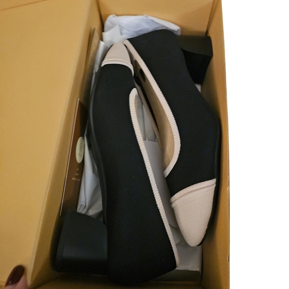 Vivaia Julie Pro Round Toe Chunky Heel Shoes Black and Beige - Picture 9 of 11